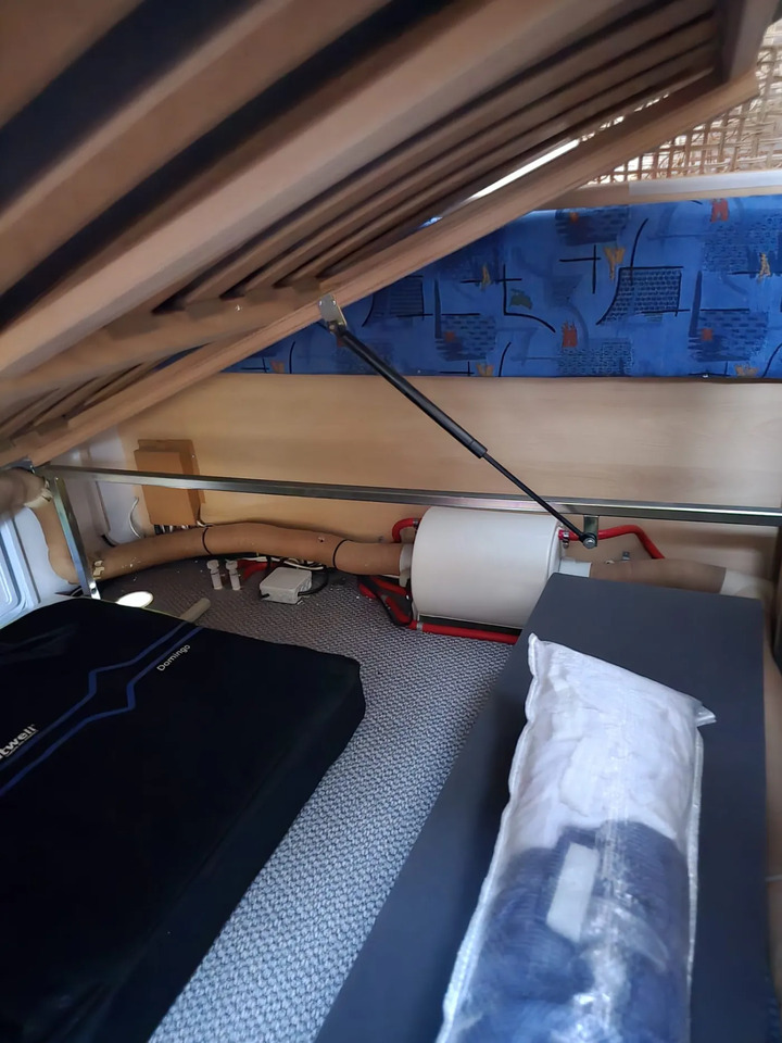 Wohnwagen TEC Tour 445 TDF Mover, Markise, Dusche - 旅行拖车:图3 Wohnwagen TEC Tour 445 TDF Mover, Markise, Dusche - 旅行拖车:图3