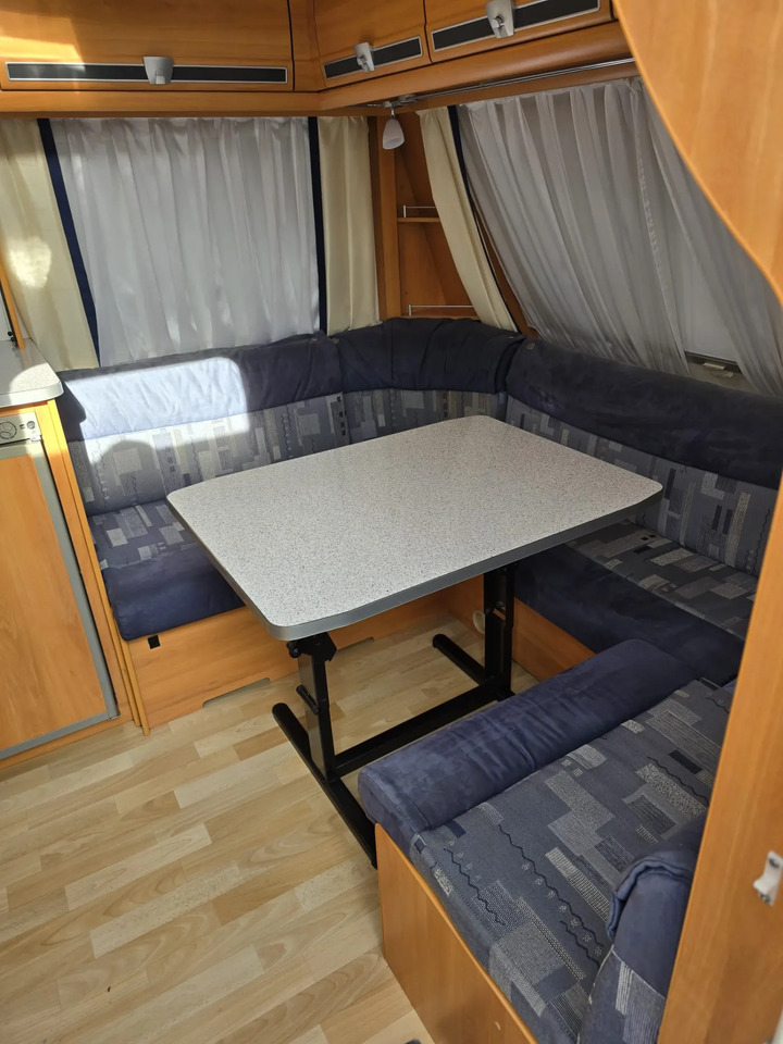 Wohnwagen Wilk S5 451 HTD - 旅行拖车:图3 Wohnwagen Wilk S5 451 HTD - 旅行拖车:图3