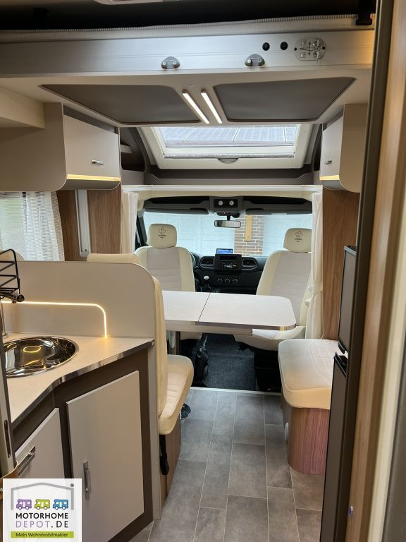 Ahorn Alaska TD Plus Aufl. 4to & Luftfed. & Hubbett - 半集成房车:图3 Ahorn Alaska TD Plus Aufl. 4to & Luftfed. & Hubbett - 半集成房车:图3