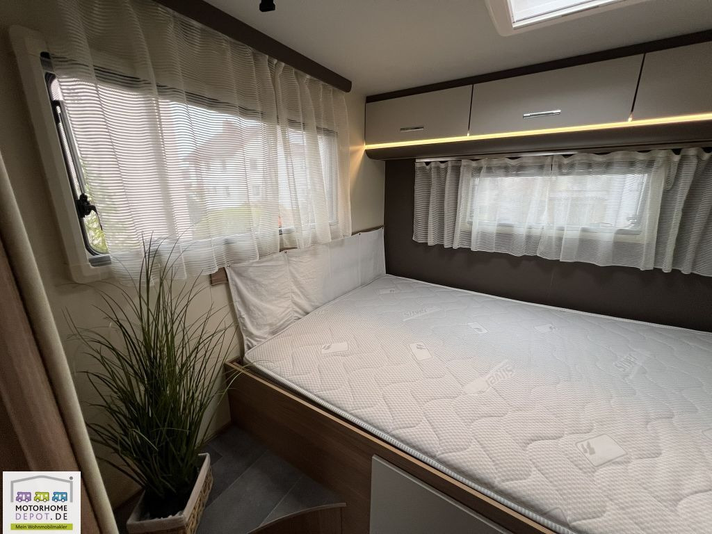 Ahorn Alaska TD Plus Aufl. 4to & Luftfed. & Hubbett - 半集成房车:图5 Ahorn Alaska TD Plus Aufl. 4to & Luftfed. & Hubbett - 半集成房车:图5