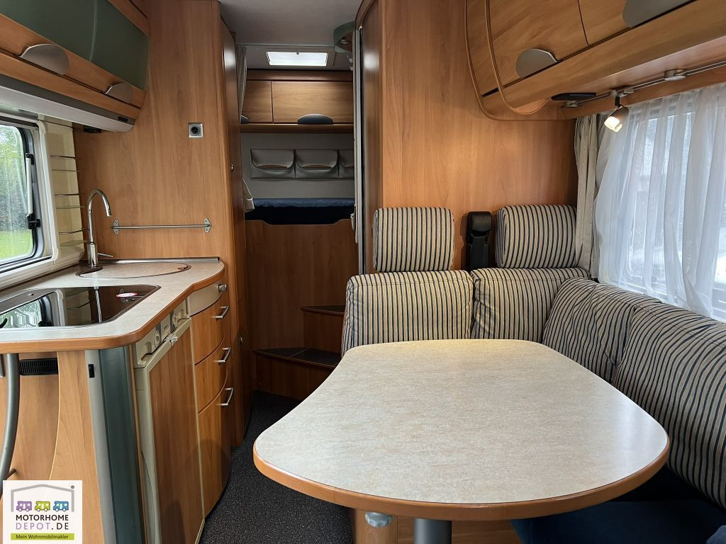 集成房车 HYMER / ERIBA / HYMERCAR B-Klasse 504 Hubbett Solar Sog Markise:图6 集成房车 HYMER / ERIBA / HYMERCAR B-Klasse 504 Hubbett Solar Sog Markise:图6