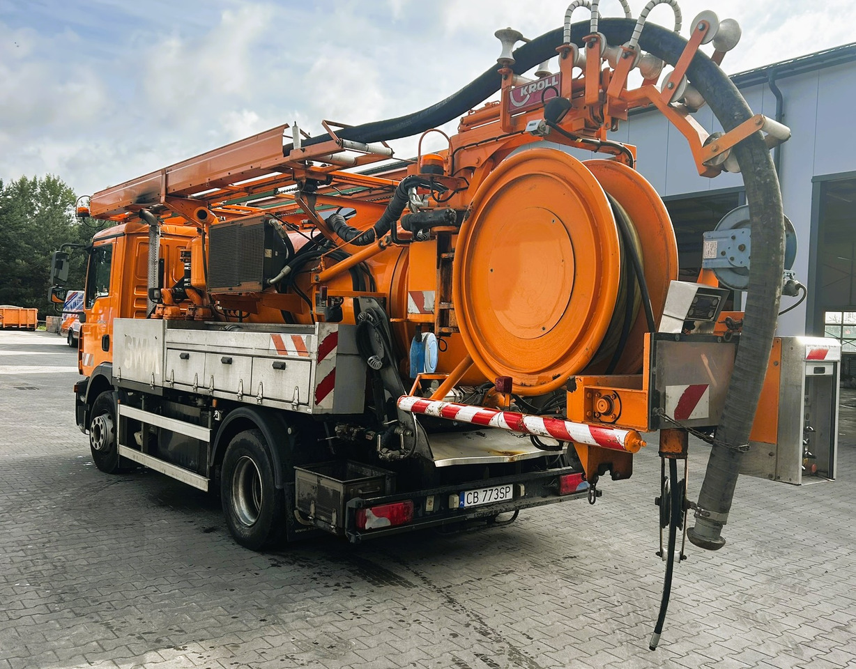 MAN TGM 15.240 - 真空车:图1 MAN TGM 15.240 - 真空车:图1