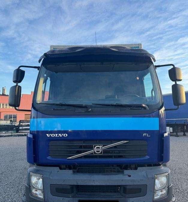 Volvo FL 240 - 冷藏车:图2 Volvo FL 240 - 冷藏车:图2