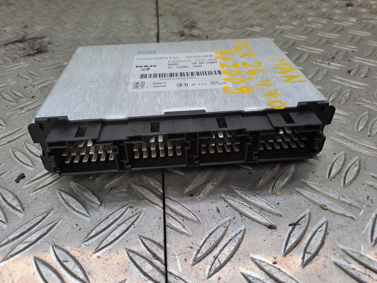 Gebrauchtes MAN TGX 26.440 Steuergerät Fahrzeugführungs - Rechner, Artikel - Nr. : 81.25805 - 7088 - ECU 适用于 卡车:图3 Gebrauchtes MAN TGX 26.440 Steuergerät Fahrzeugführungs - Rechner, Artikel - Nr. : 81.25805 - 7088 - ECU 适用于 卡车:图3