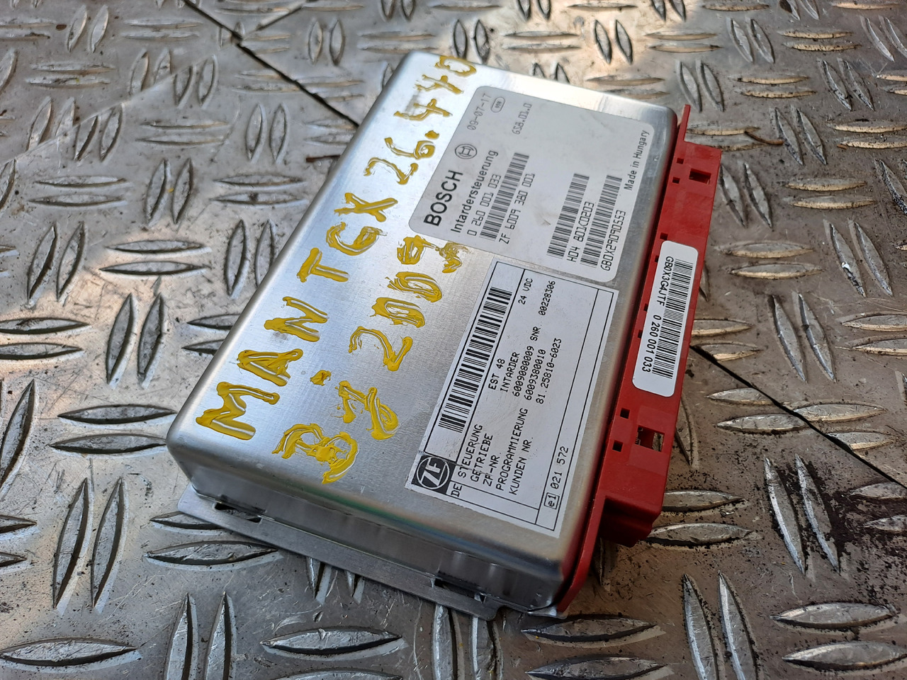 Gebrauchtes MAN TGX 26.440 Steuergerät Intarder, Artikel - Nr.: 81.25810 - 6023 - ECU 适用于 卡车:图2 Gebrauchtes MAN TGX 26.440 Steuergerät Intarder, Artikel - Nr.: 81.25810 - 6023 - ECU 适用于 卡车:图2