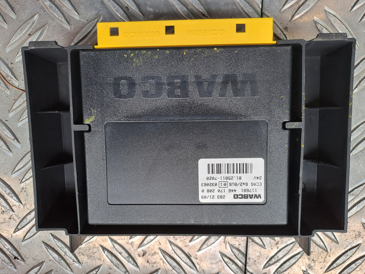 Gebrauchtes MAN TGX 26.440 Steuergerät Luftfederung ECAS 6x2, Artikel - Nr. : 81.25811 – 7020 - ECU 适用于 卡车:图1 Gebrauchtes MAN TGX 26.440 Steuergerät Luftfederung ECAS 6x2, Artikel - Nr. : 81.25811 – 7020 - ECU 适用于 卡车:图1