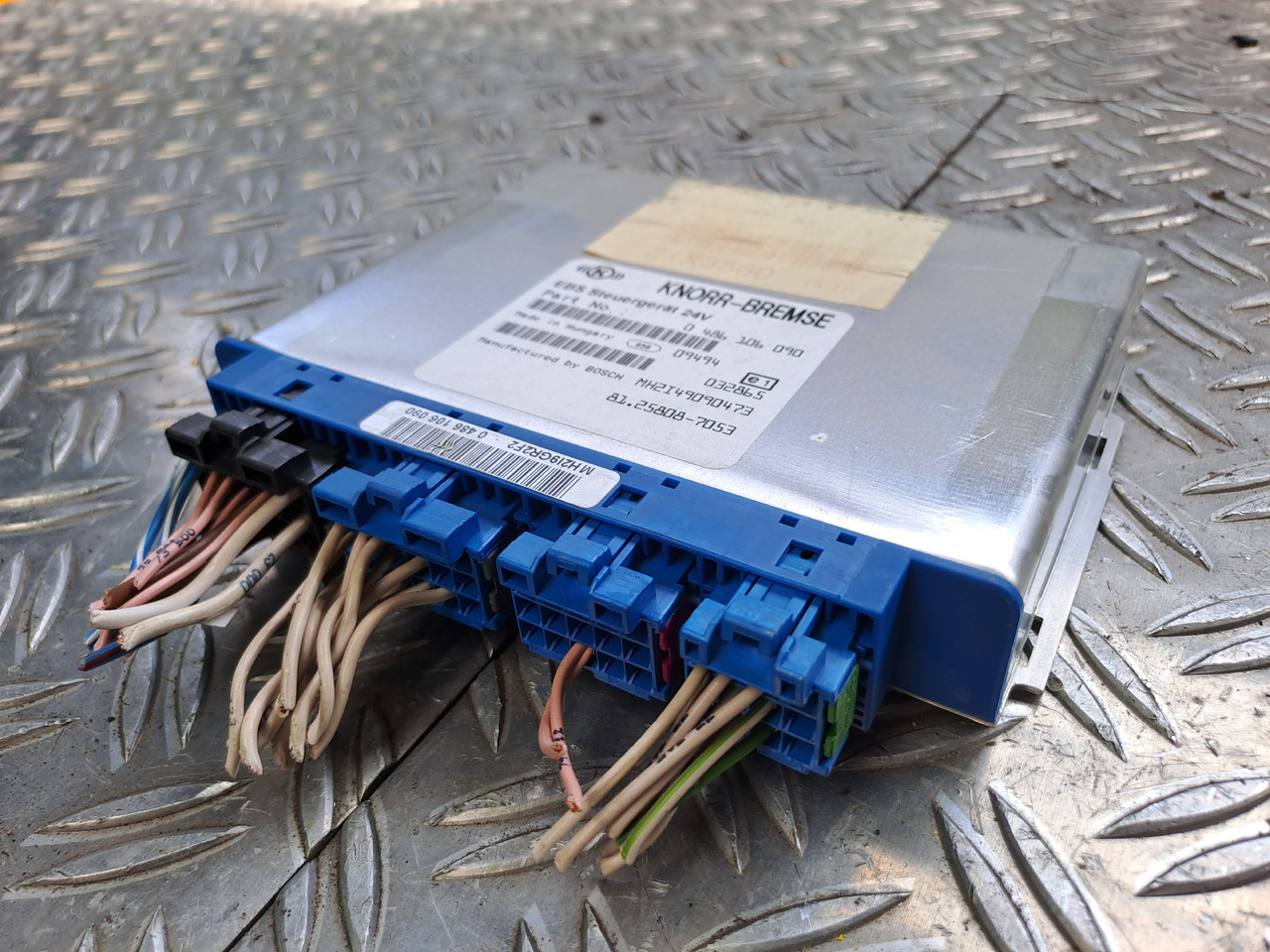 Gebrauchtes MAN TGX 26.480 Steuergerät EBS 5, elektr. Bremssystem , Artikel - Nr.: 81.25808 - 7053 - ECU 适用于 卡车:图1 Gebrauchtes MAN TGX 26.480 Steuergerät EBS 5, elektr. Bremssystem , Artikel - Nr.: 81.25808 - 7053 - ECU 适用于 卡车:图1