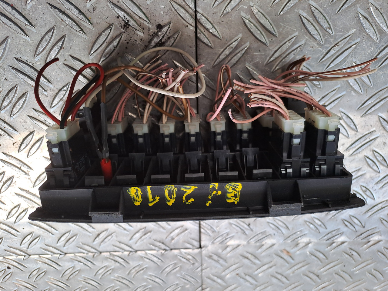 Gebrauchtes MAN TGX 26.480 Steuergerät ECAS Luftfederung , Artikel - Nr. : 81.25525 - 0211 - ECU 适用于 卡车:图2 Gebrauchtes MAN TGX 26.480 Steuergerät ECAS Luftfederung , Artikel - Nr. : 81.25525 - 0211 - ECU 适用于 卡车:图2