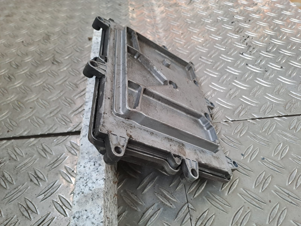 MAN MAn TGX 26.440 / D 2066 LF 40 - ECU 适用于 卡车:图4 MAN MAn TGX 26.440 / D 2066 LF 40 - ECU 适用于 卡车:图4