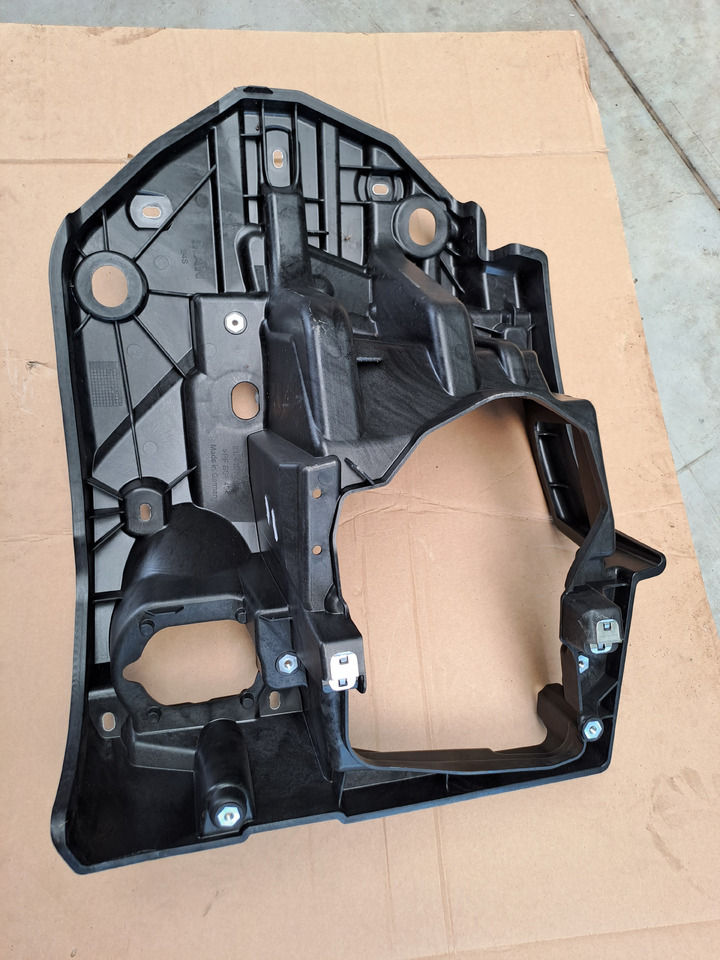 Neuwertiger Träger für Scheinwerfer MAN TG3 rechts, Artikel - Nr. : 81.41610 - 5838 / 5837 - 前照灯 适用于 卡车:图2 Neuwertiger Träger für Scheinwerfer MAN TG3 rechts, Artikel - Nr. : 81.41610 - 5838 / 5837 - 前照灯 适用于 卡车:图2