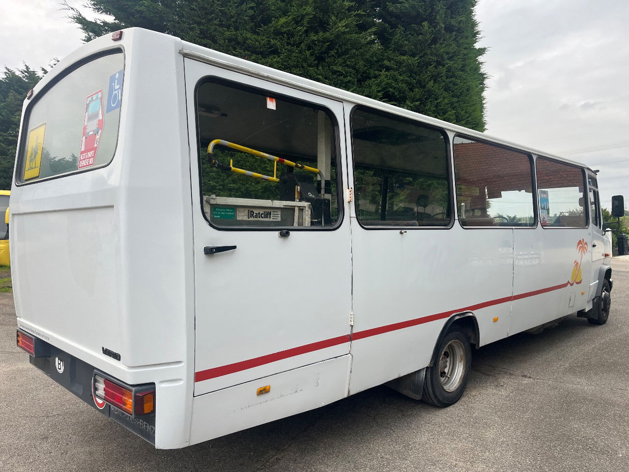 Mercedes-Benz Vario 814 Retarder - 郊区巴士:图2 Mercedes-Benz Vario 814 Retarder - 郊区巴士:图2