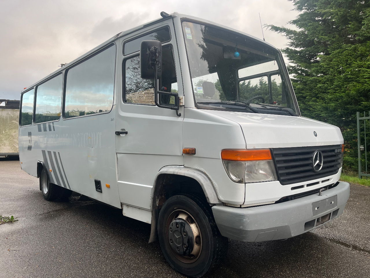 Mercedes-Benz Vario 815 - 郊区巴士:图4 Mercedes-Benz Vario 815 - 郊区巴士:图4