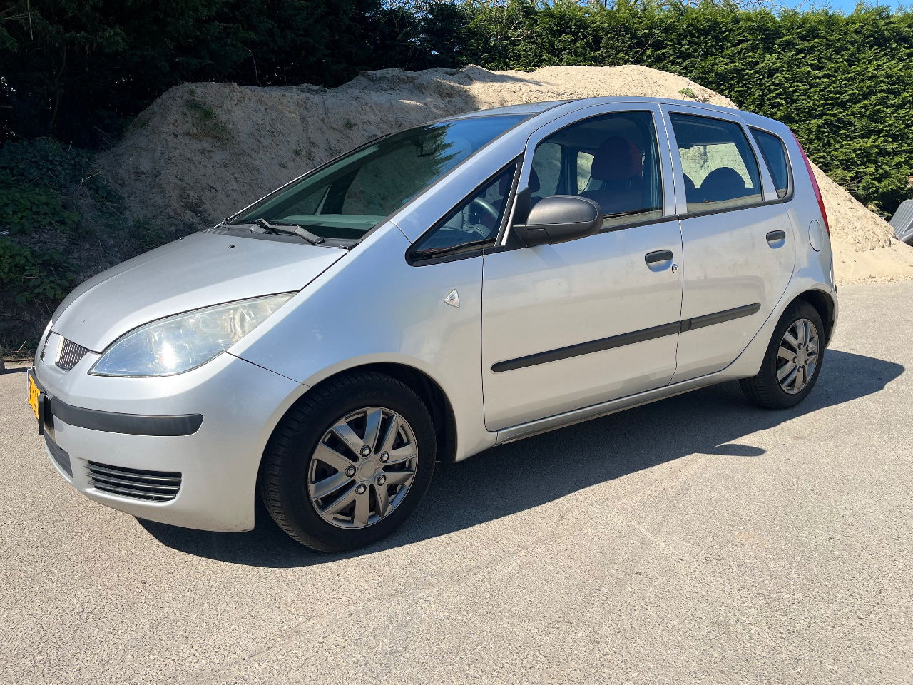 Mitsubishi Colt 1.3 Airco - 汽车:图1 Mitsubishi Colt 1.3 Airco - 汽车:图1
