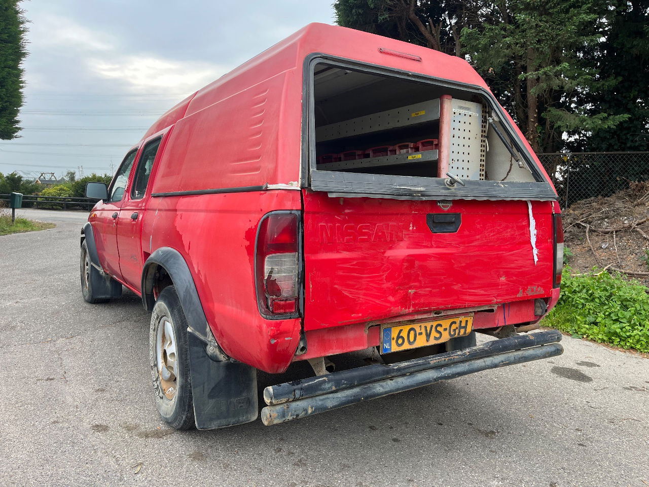 Nissan 4x4 - 皮卡车:图2 Nissan 4x4 - 皮卡车:图2