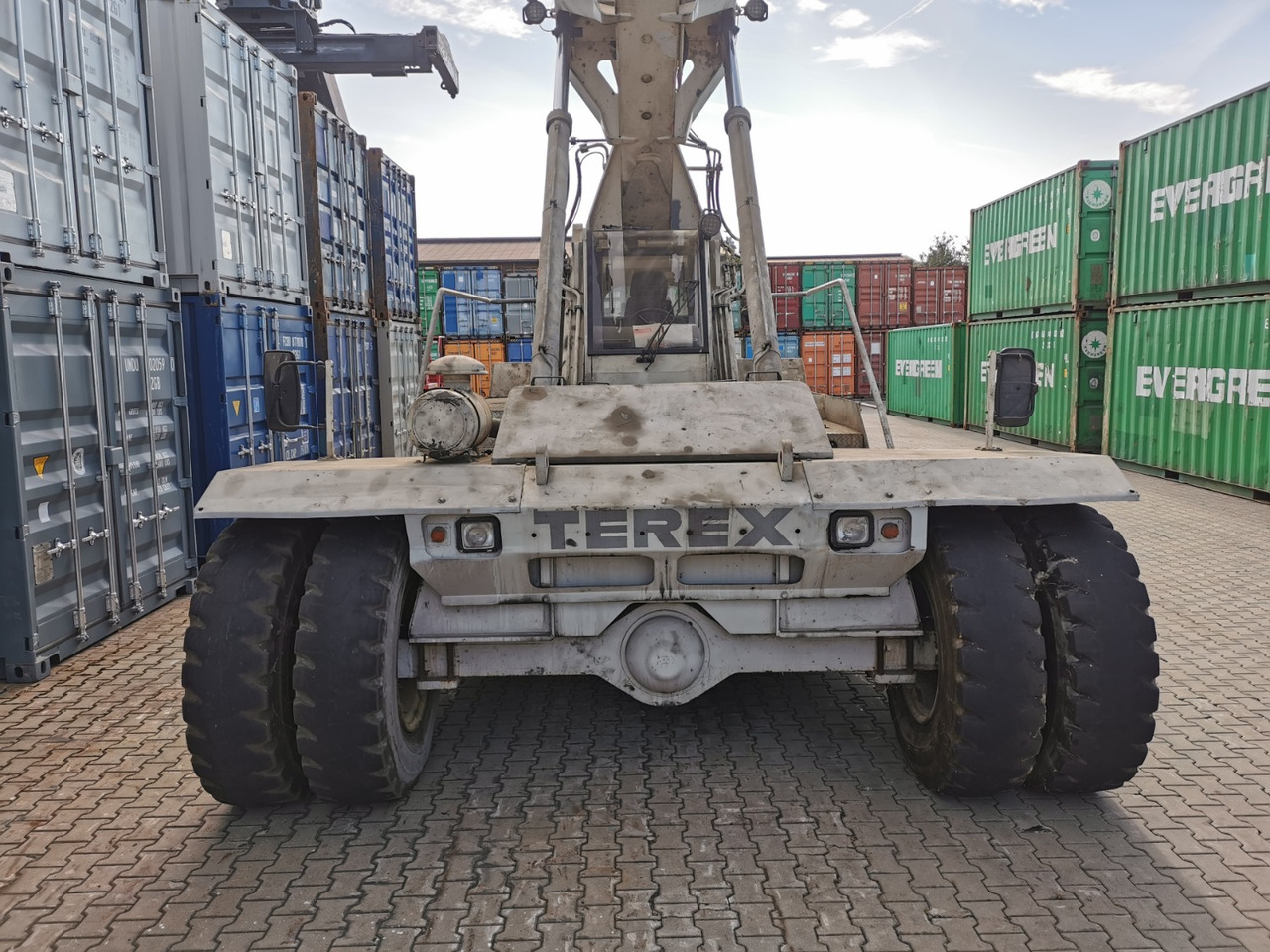 TEREX PPM TEC 48 - 前移式堆垛机:图4 TEREX PPM TEC 48 - 前移式堆垛机:图4