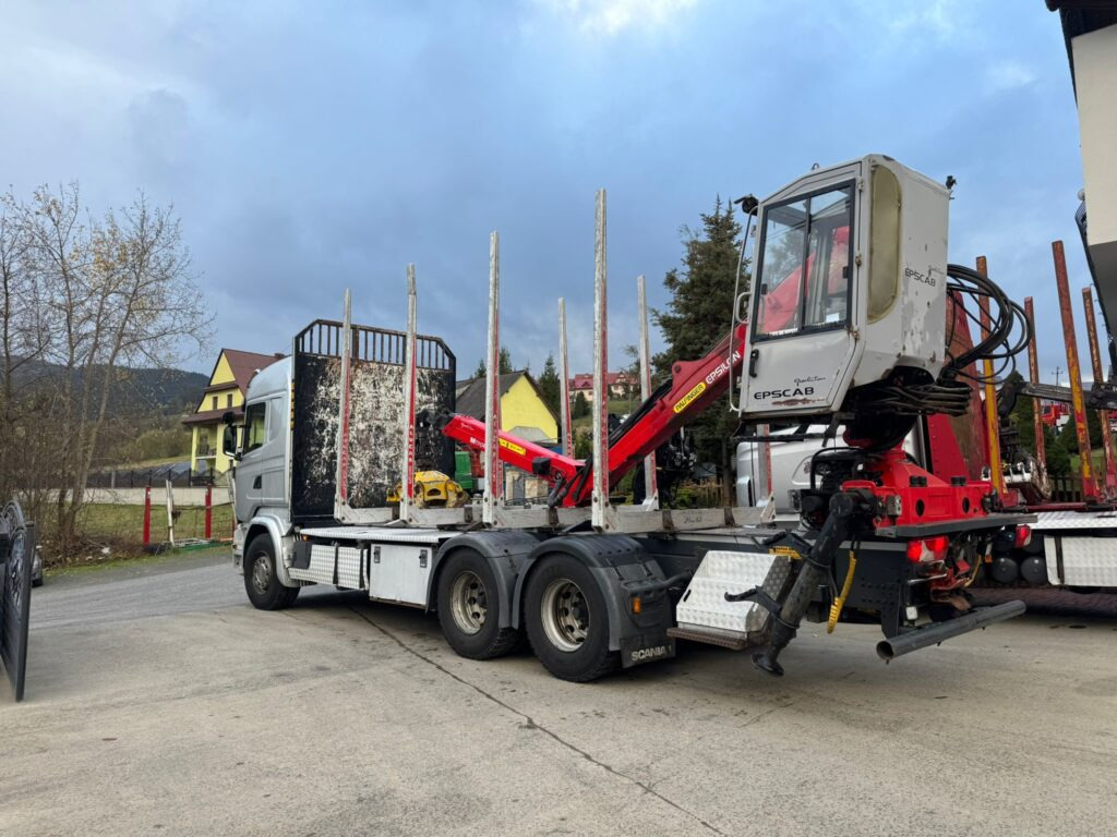 SCANIA R580 - 木材运输车, 起重车:图4 SCANIA R580 - 木材运输车, 起重车:图4