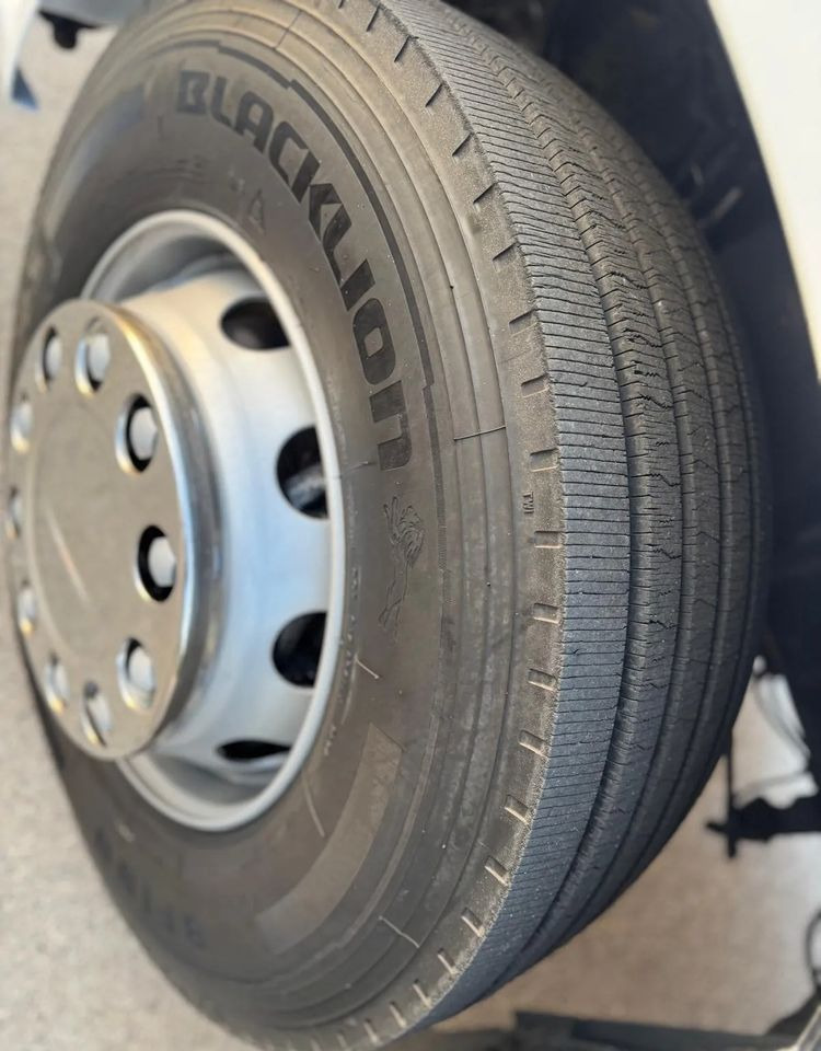 冷藏车 MAN TGM18.290 4x2 ACC/ CHłODNIA Z WINDĄ /CARRIER 850MT /SYPIALKA / EURO6/ASO:图12 冷藏车 MAN TGM18.290 4x2 ACC/ CHłODNIA Z WINDĄ /CARRIER 850MT /SYPIALKA / EURO6/ASO:图12