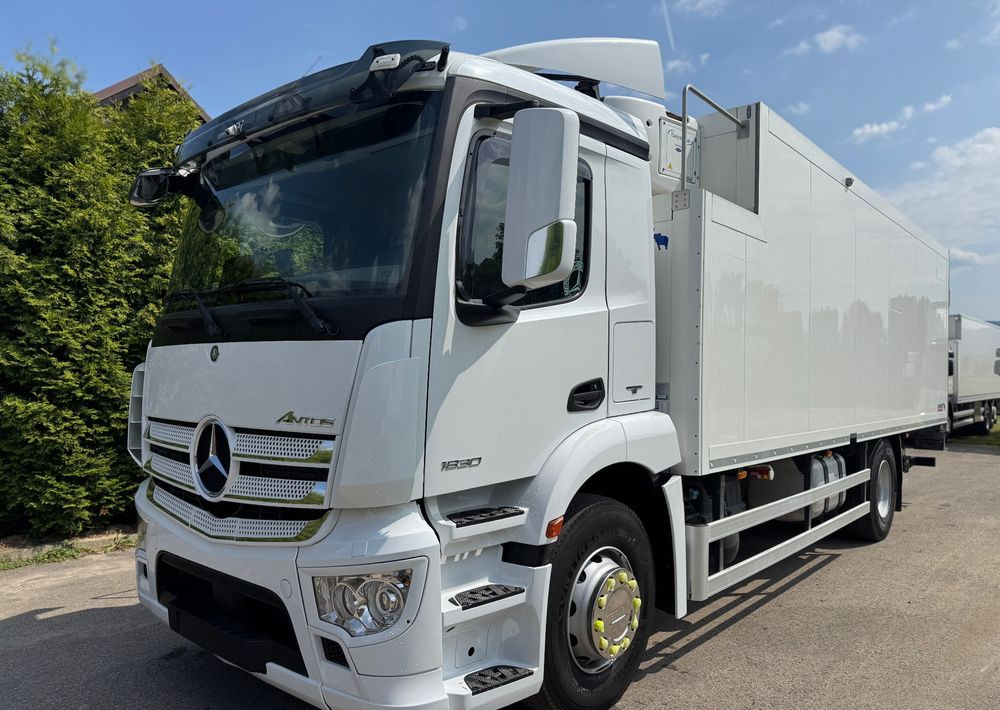 Mercedes-Benz ANTOS /1830/E 6/Chłodnia +Winda /18 Palet / Niski Przebieg122 Tys Km! - 冷藏车:图4 Mercedes-Benz ANTOS /1830/E 6/Chłodnia +Winda /18 Palet / Niski Przebieg122 Tys Km! - 冷藏车:图4