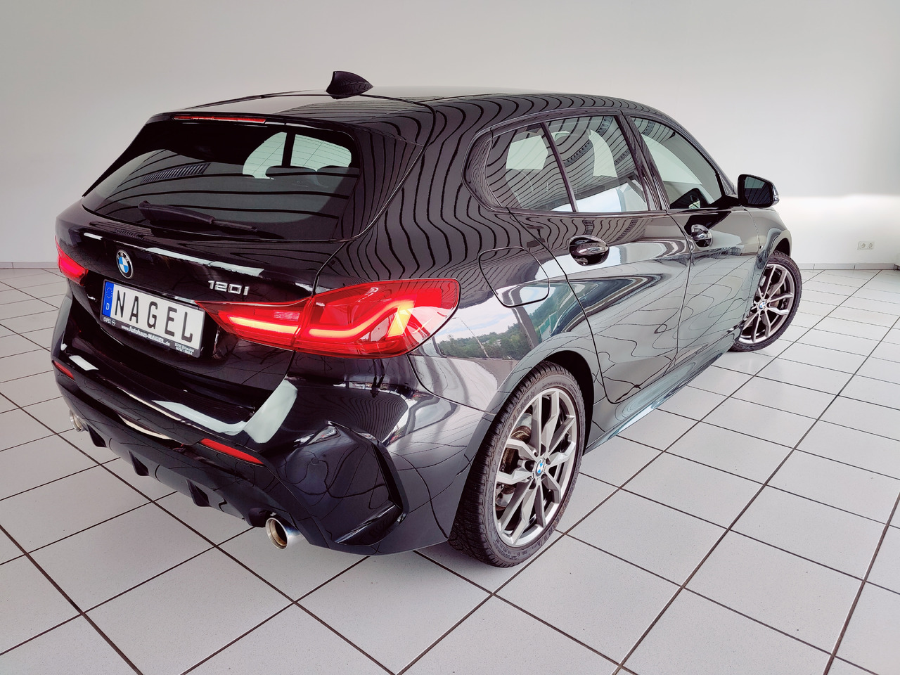 BMW 120 i M Sport RTTI LiveCockpit Head-up Navi - 轿车:图5 BMW 120 i M Sport RTTI LiveCockpit Head-up Navi - 轿车:图5