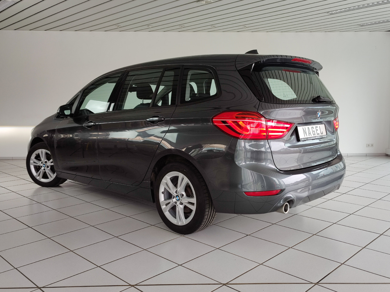 BMW 216 i Gran Tourer Advantage RTTI Navi Apple DAB PDC - 旅行车:图5 BMW 216 i Gran Tourer Advantage RTTI Navi Apple DAB PDC - 旅行车:图5