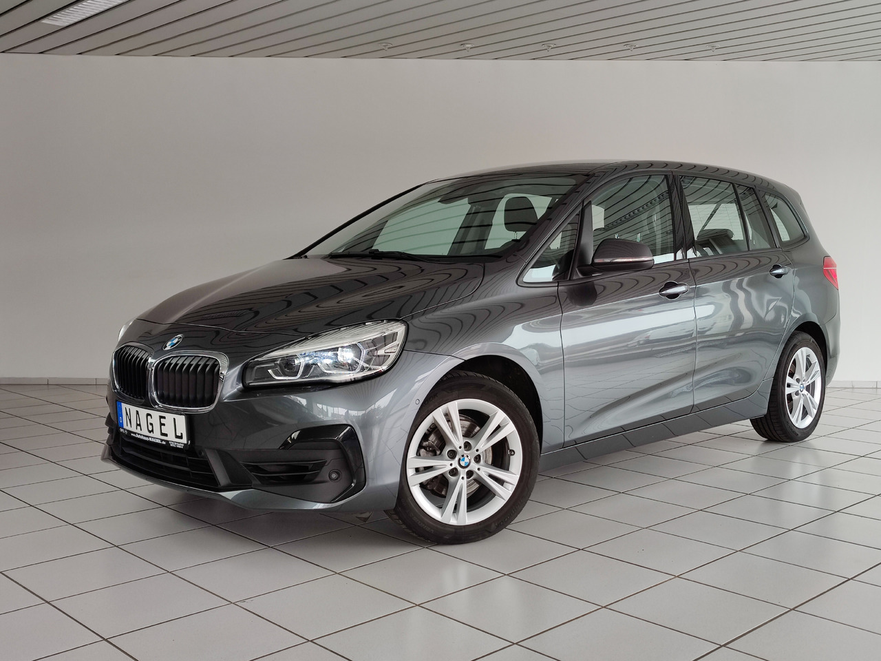 BMW 216 i Gran Tourer Advantage RTTI Navi Apple DAB PDC - 旅行车:图1 BMW 216 i Gran Tourer Advantage RTTI Navi Apple DAB PDC - 旅行车:图1