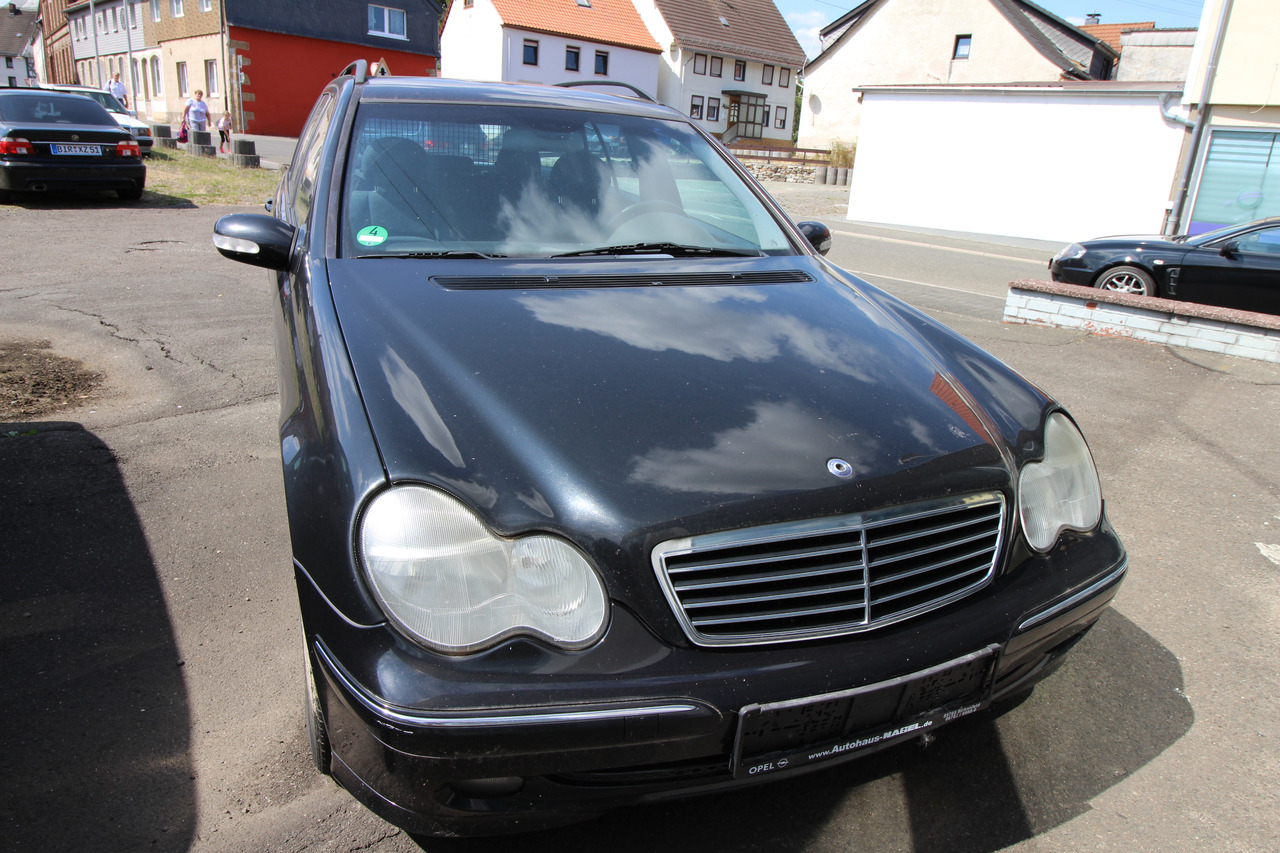 Mercedes-Benz C 220 T CDI Bastlerfahrzeug - 旅行车:图1 Mercedes-Benz C 220 T CDI Bastlerfahrzeug - 旅行车:图1