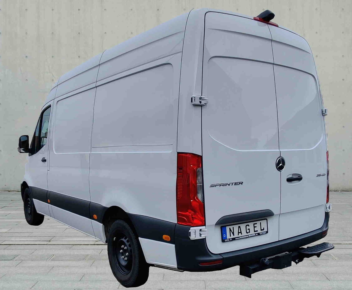 Mercedes-Benz Sprinter III Kasten RWD (907)(02.2018->) 315 CDI L2H2 Rükam Klima Apple AHK - 无侧窗厢式货车:图5 Mercedes-Benz Sprinter III Kasten RWD (907)(02.2018->) 315 CDI L2H2 Rükam Klima Apple AHK - 无侧窗厢式货车:图5