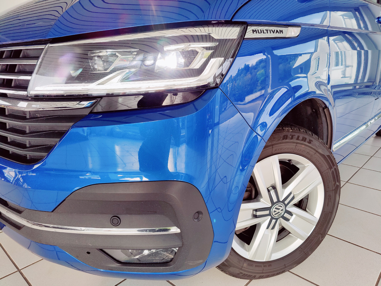 Volkswagen T6.1 Multivan Cruise*DAB+*Rükam*Standheizung*AHK Cruise FWD - 小型巴士, 小型客车:图2 Volkswagen T6.1 Multivan Cruise*DAB+*Rükam*Standheizung*AHK Cruise FWD - 小型巴士, 小型客车:图2