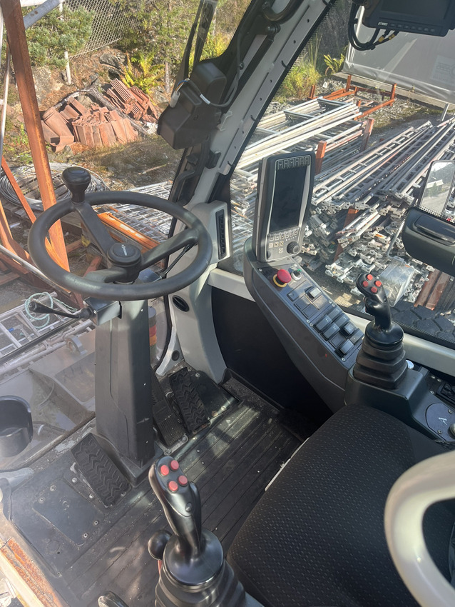 SENNEBOGEN 643 M - 移动式起重机:图4 SENNEBOGEN 643 M - 移动式起重机:图4