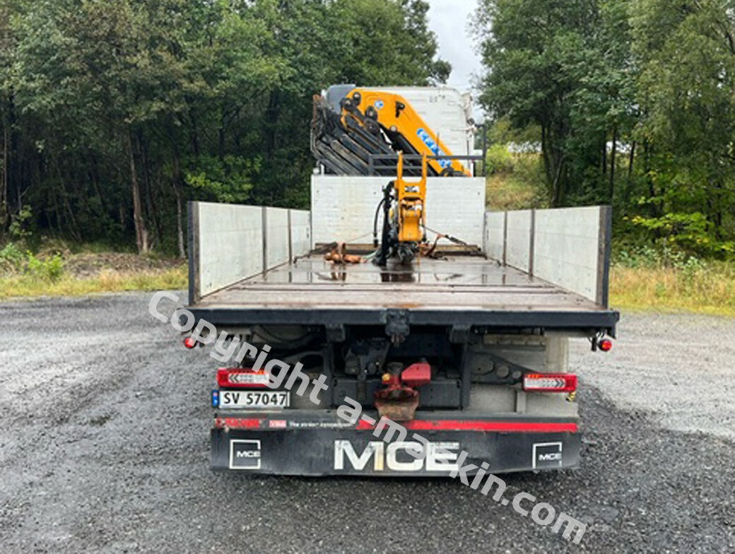 Volvo FH 16.540 - 栏板式/ 平板卡车, 起重车:图2 Volvo FH 16.540 - 栏板式/ 平板卡车, 起重车:图2