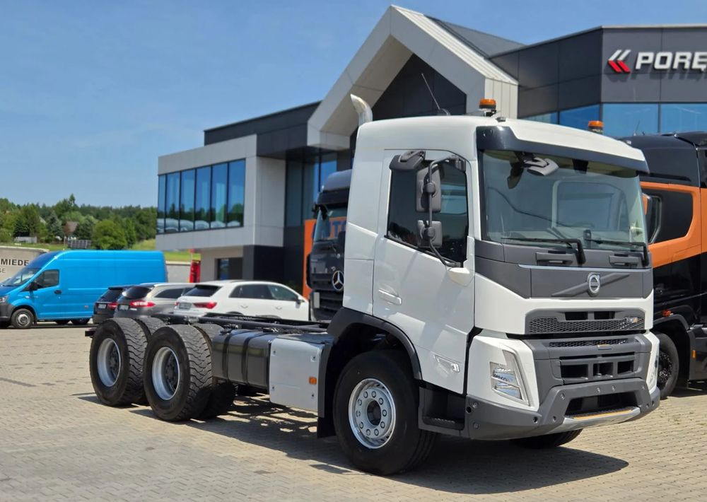 Volvo FMX 6x2 - 驾驶室底盘卡车:图1 Volvo FMX 6x2 - 驾驶室底盘卡车:图1