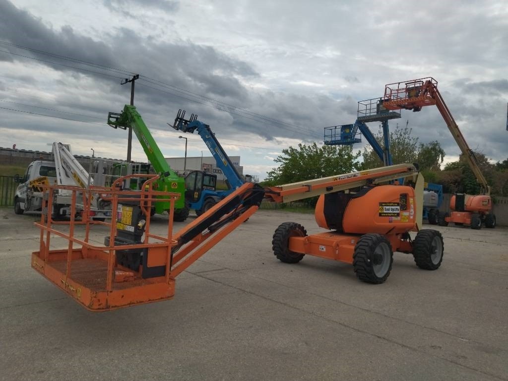 JLG 600 AJ - 铰接臂:图1 JLG 600 AJ - 铰接臂:图1