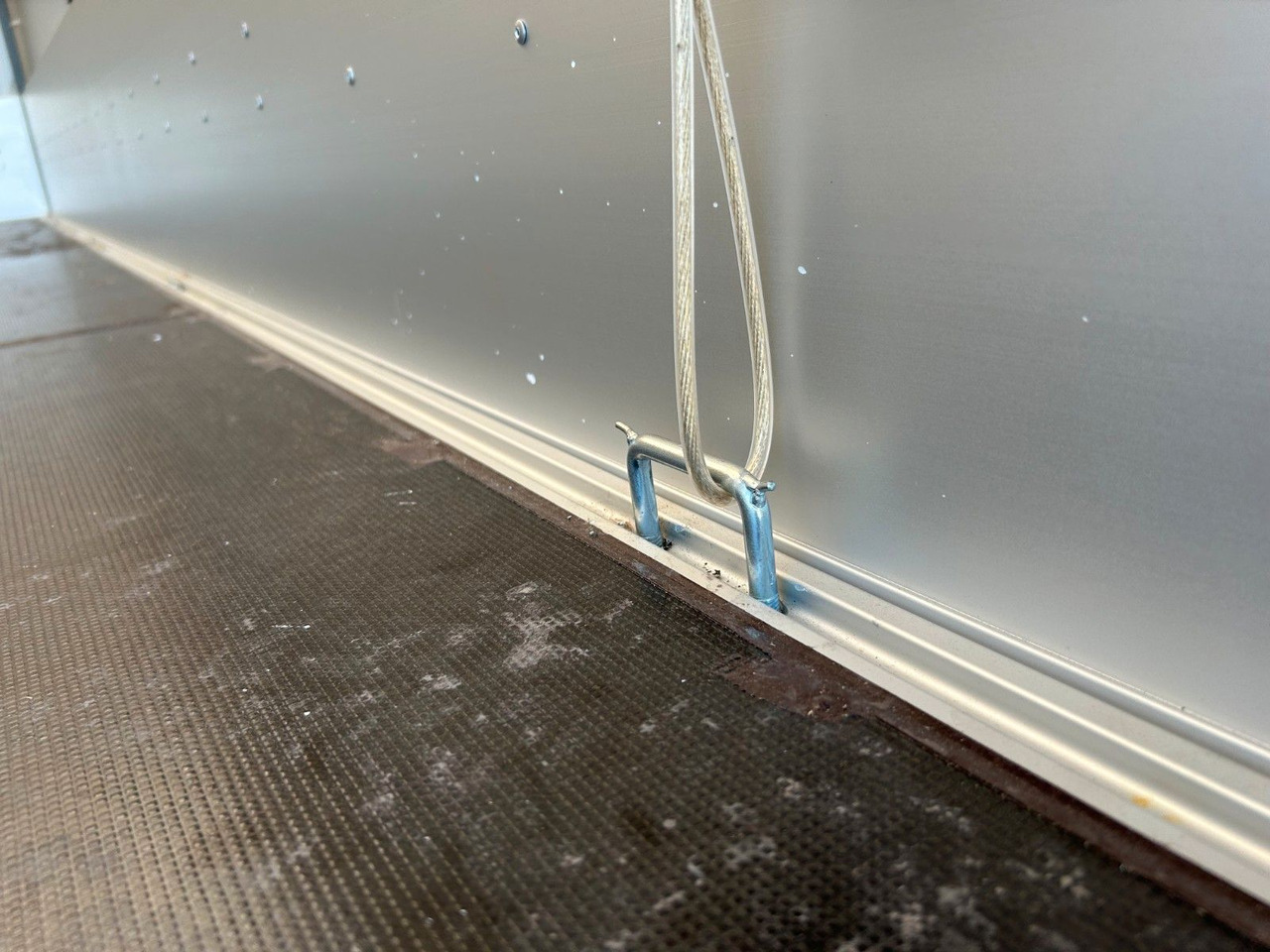 Fiat DUCATO XLWB MAXI Pritsche+Plane - 侧帘货车:图4 Fiat DUCATO XLWB MAXI Pritsche+Plane - 侧帘货车:图4