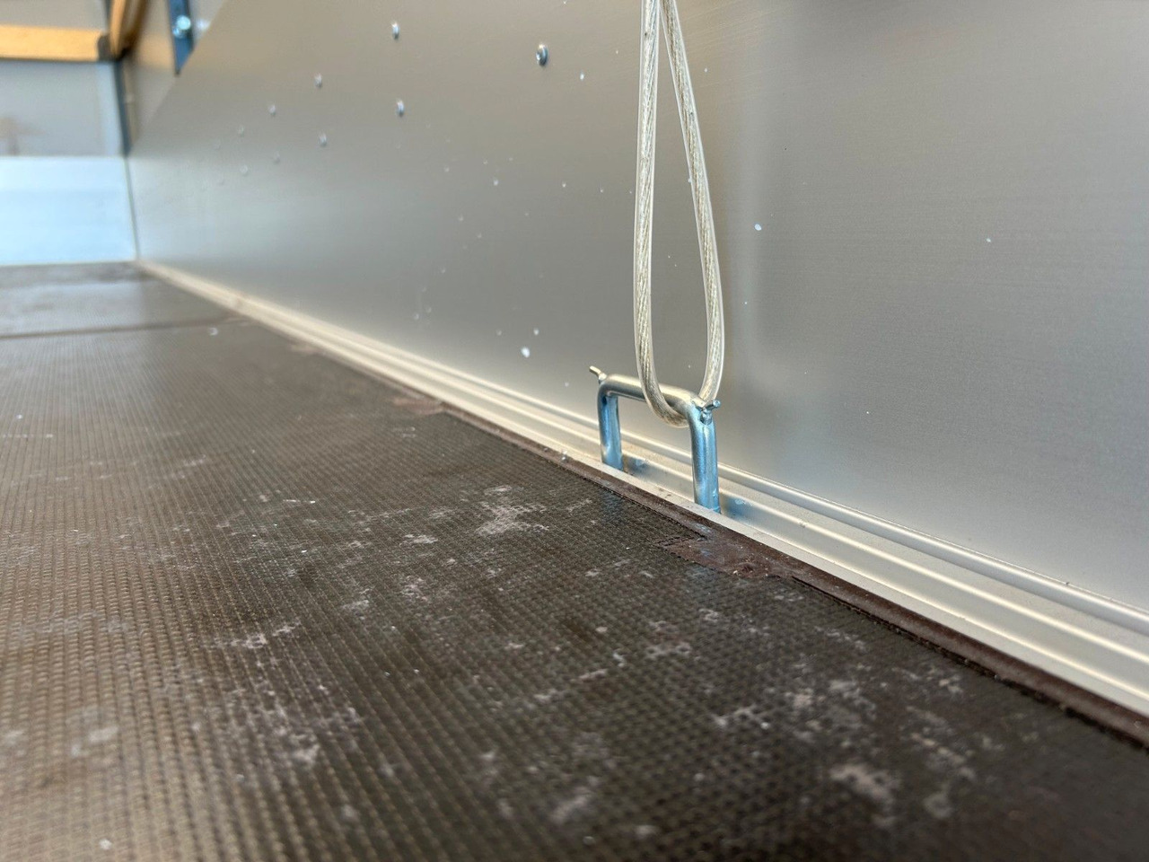 Fiat DUCATO XLWB MAXI Pritsche+Plane - 侧帘货车:图3 Fiat DUCATO XLWB MAXI Pritsche+Plane - 侧帘货车:图3