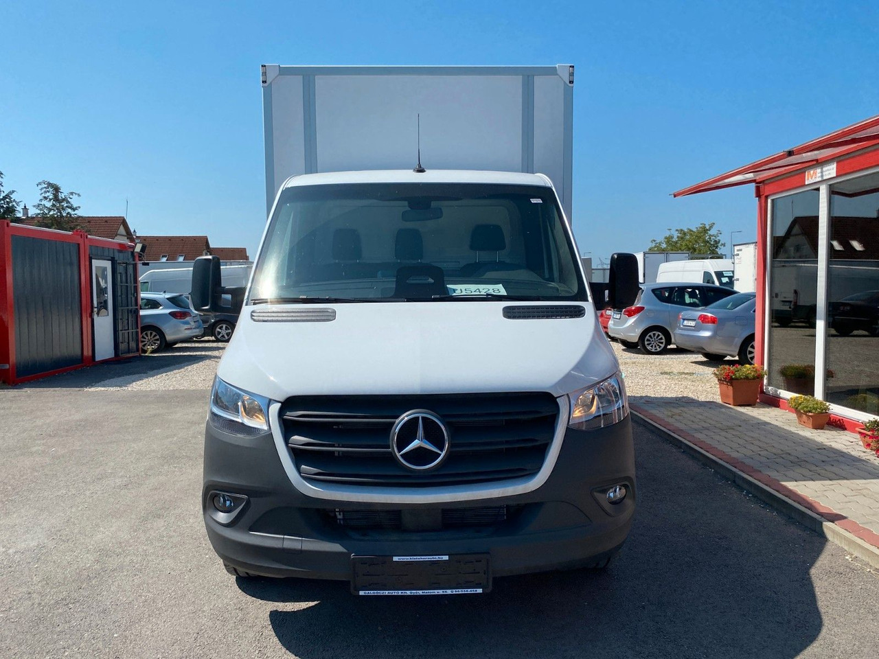 Mercedes-Benz Sprinter 317 Koffer+LBW - 厢式货车:图2 Mercedes-Benz Sprinter 317 Koffer+LBW - 厢式货车:图2