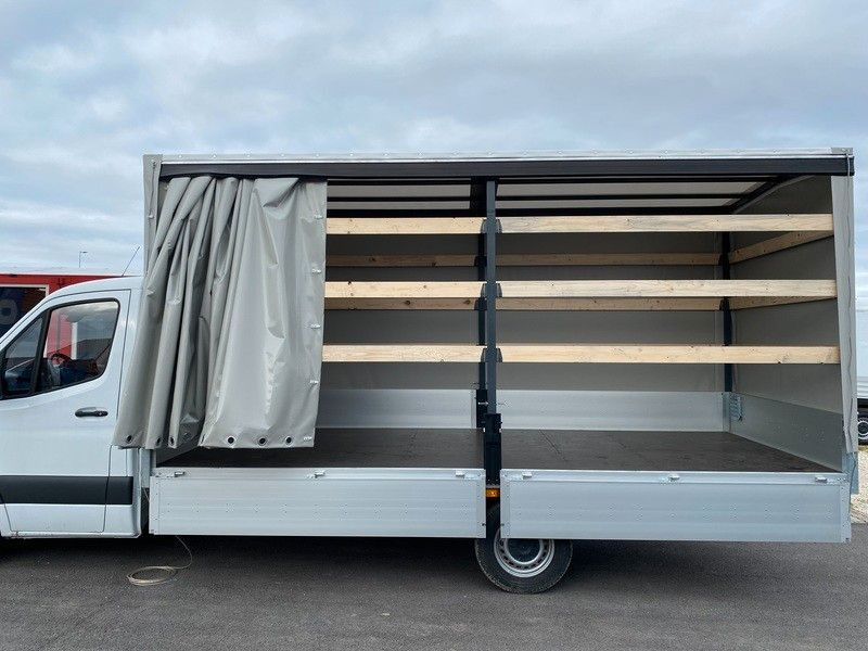 Mercedes-Benz Sprinter 317 PRITSCHE+PLANE - 侧帘货车:图4 Mercedes-Benz Sprinter 317 PRITSCHE+PLANE - 侧帘货车:图4