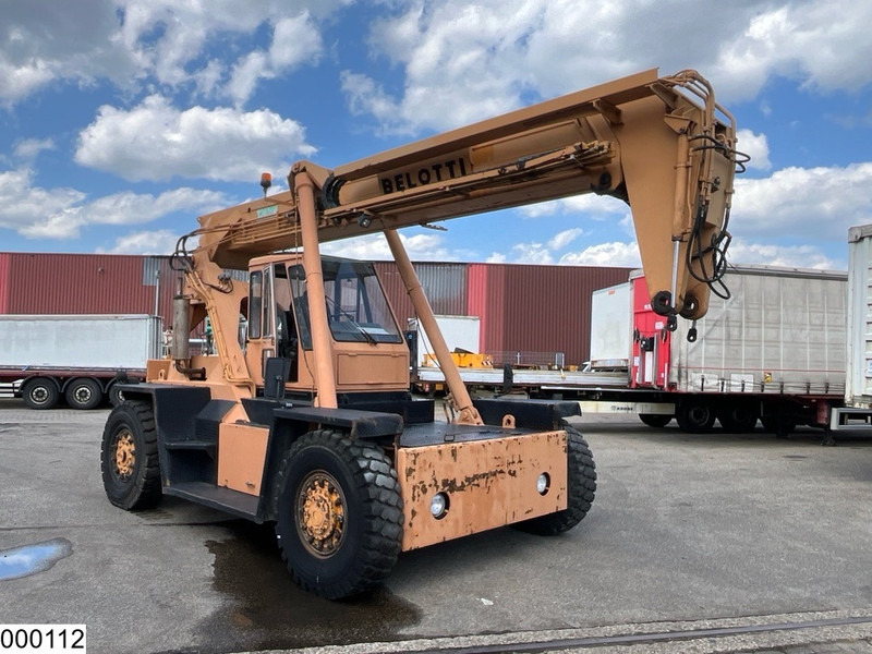 Belotti B81V/2 12 mtr - 柴油叉车:图3 Belotti B81V/2 12 mtr - 柴油叉车:图3