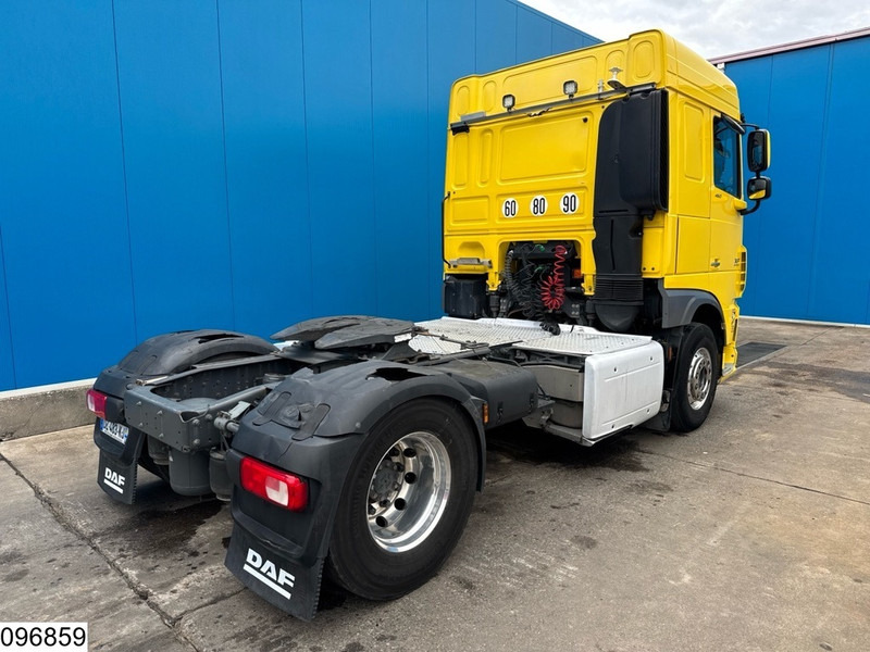 DAF XF 460 EURO 6, Retarder - 牵引车:图2 DAF XF 460 EURO 6, Retarder - 牵引车:图2