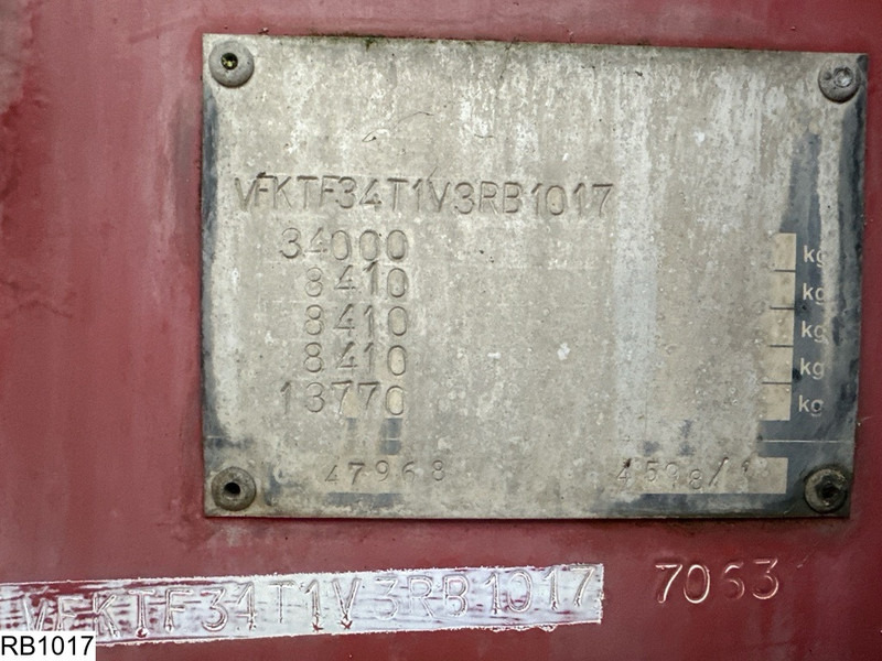 Fruehauf Fuel 39886 Liter, 7 Compartments - 液罐半拖车:图5 Fruehauf Fuel 39886 Liter, 7 Compartments - 液罐半拖车:图5