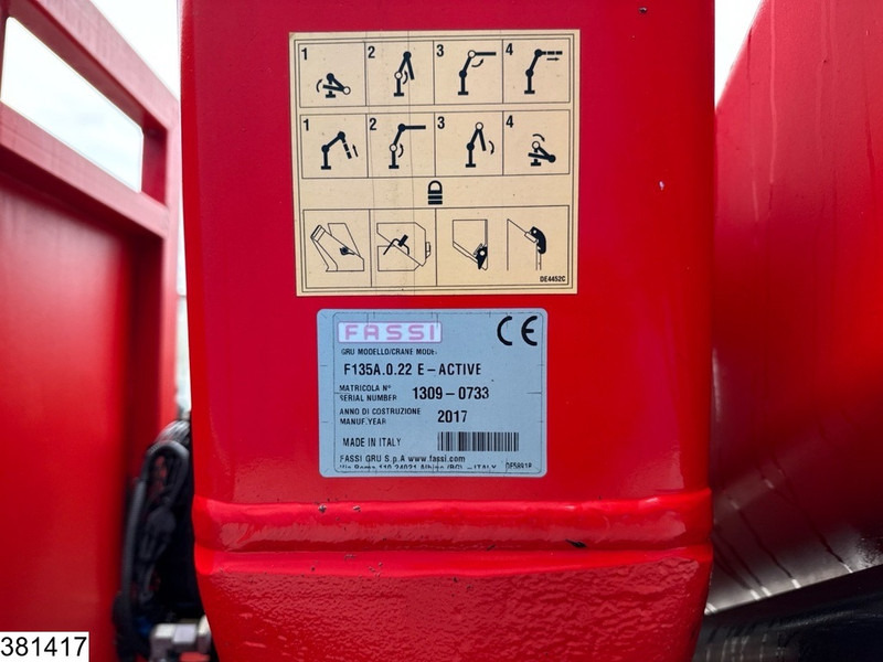 Iveco 260S36 6x2, EURO 6, Fassi, Remote - 栏板式/ 平板卡车, 起重车:图5 Iveco 260S36 6x2, EURO 6, Fassi, Remote - 栏板式/ 平板卡车, 起重车:图5