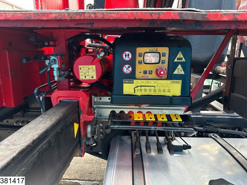 Iveco 260S36 6x2, EURO 6, Fassi, Remote - 栏板式/ 平板卡车, 起重车:图4 Iveco 260S36 6x2, EURO 6, Fassi, Remote - 栏板式/ 平板卡车, 起重车:图4