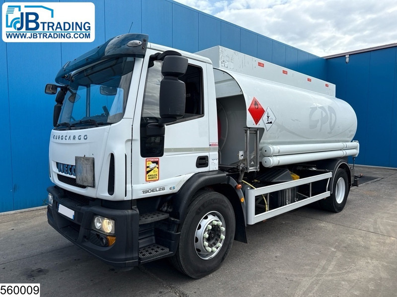 Iveco Eurocargo 190EL28 EURO 5, Fuel, 13390 liter, 4 Comp - 罐车:图1 Iveco Eurocargo 190EL28 EURO 5, Fuel, 13390 liter, 4 Comp - 罐车:图1