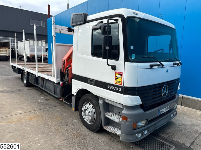 Mercedes-Benz Actros 1831 Palfinger, Remote, Manual - 栏板式/ 平板卡车, 起重车:图3 Mercedes-Benz Actros 1831 Palfinger, Remote, Manual - 栏板式/ 平板卡车, 起重车:图3