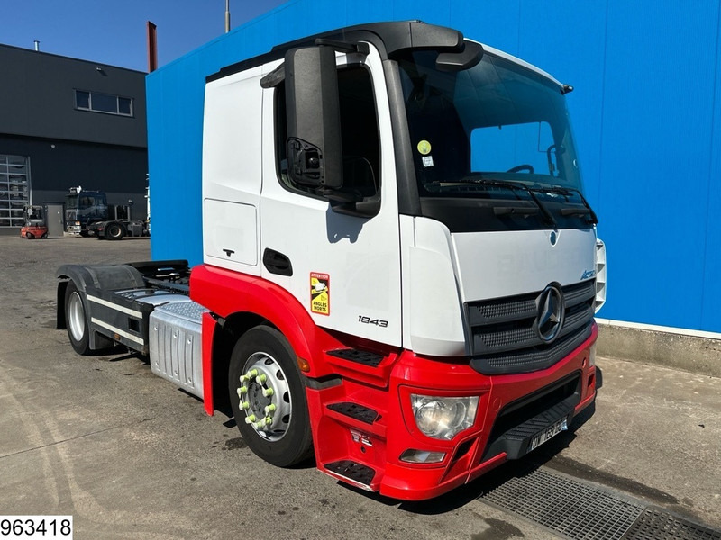 Mercedes-Benz Actros 1843 EURO 6, Retarder, Lohr, Standairco - 牵引车:图3 Mercedes-Benz Actros 1843 EURO 6, Retarder, Lohr, Standairco - 牵引车:图3