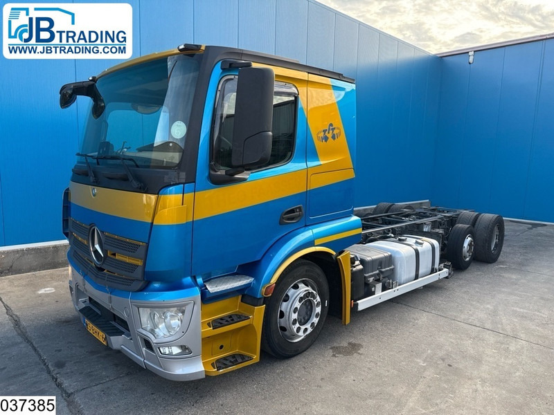 Mercedes-Benz Actros 2443 6x2, EURO 6, PTO, Standairco - 驾驶室底盘卡车:图1 Mercedes-Benz Actros 2443 6x2, EURO 6, PTO, Standairco - 驾驶室底盘卡车:图1