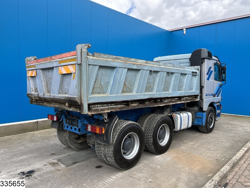 Mercedes-Benz Actros 2643 6x4, EURO 2, Manual, Retarder - 翻斗车:图2 Mercedes-Benz Actros 2643 6x4, EURO 2, Manual, Retarder - 翻斗车:图2