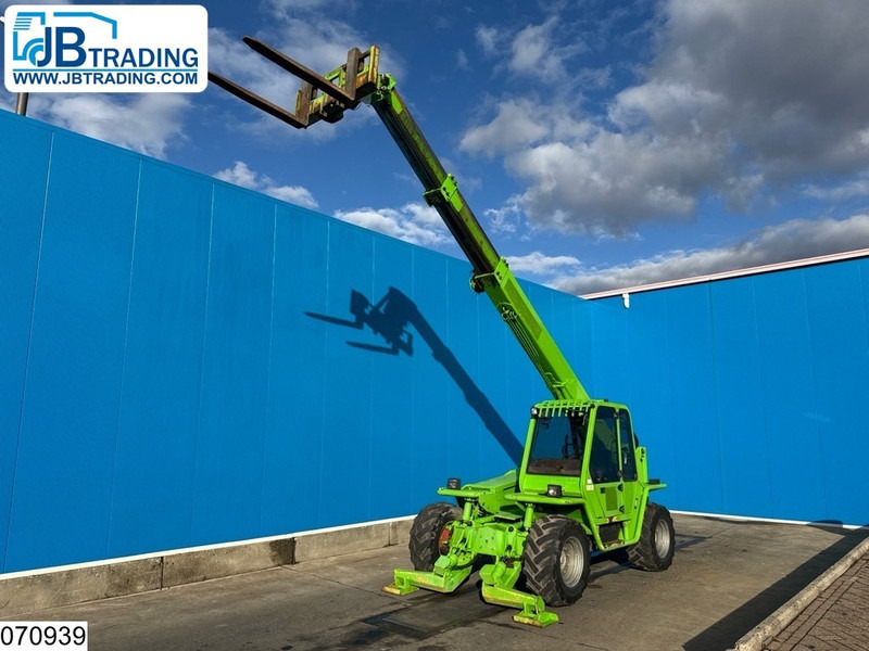 Merlo P35-13 - 伸缩臂叉装车:图1 Merlo P35-13 - 伸缩臂叉装车:图1