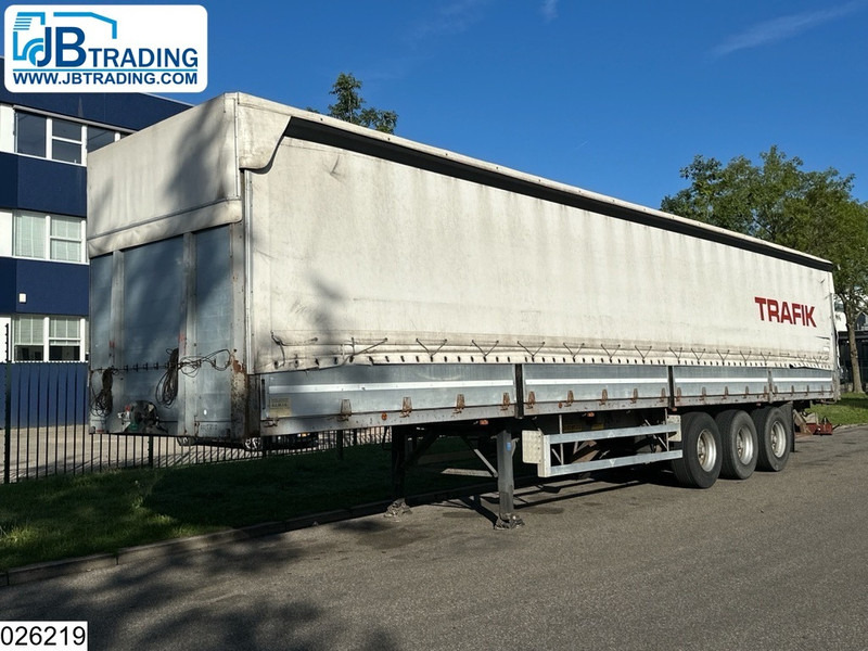 Piacenza Tautliner Piacenza, Tautliner - 侧帘半拖车:图1 Piacenza Tautliner Piacenza, Tautliner - 侧帘半拖车:图1