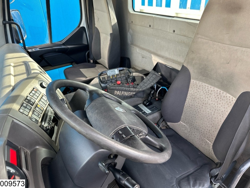 栏板式/ 平板卡车, 起重车 Renault Kerax 380 Dxi 6X4, EURO 6, Retarder, Palfinger, Remote:图8 栏板式/ 平板卡车, 起重车 Renault Kerax 380 Dxi 6X4, EURO 6, Retarder, Palfinger, Remote:图8