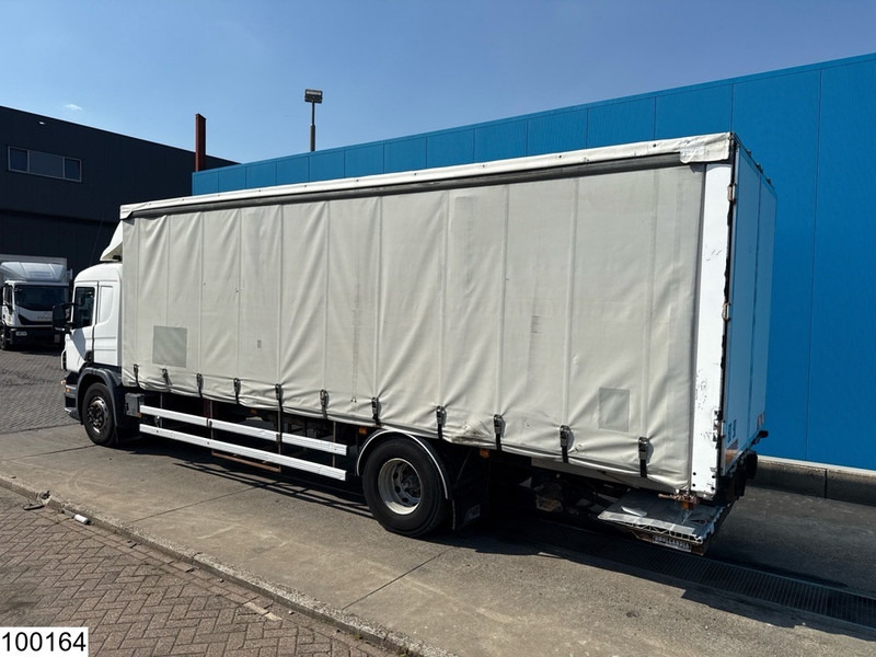 Scania P 270 EURO 3, 3p, Dhollandia - 侧帘卡车:图4 Scania P 270 EURO 3, 3p, Dhollandia - 侧帘卡车:图4